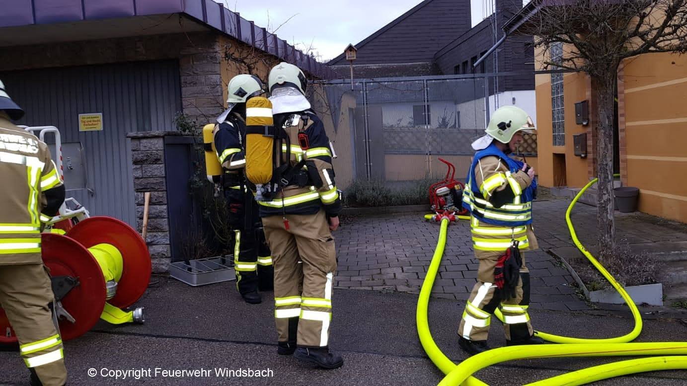 Einsatz Wohnungsbrand vor der Haustür